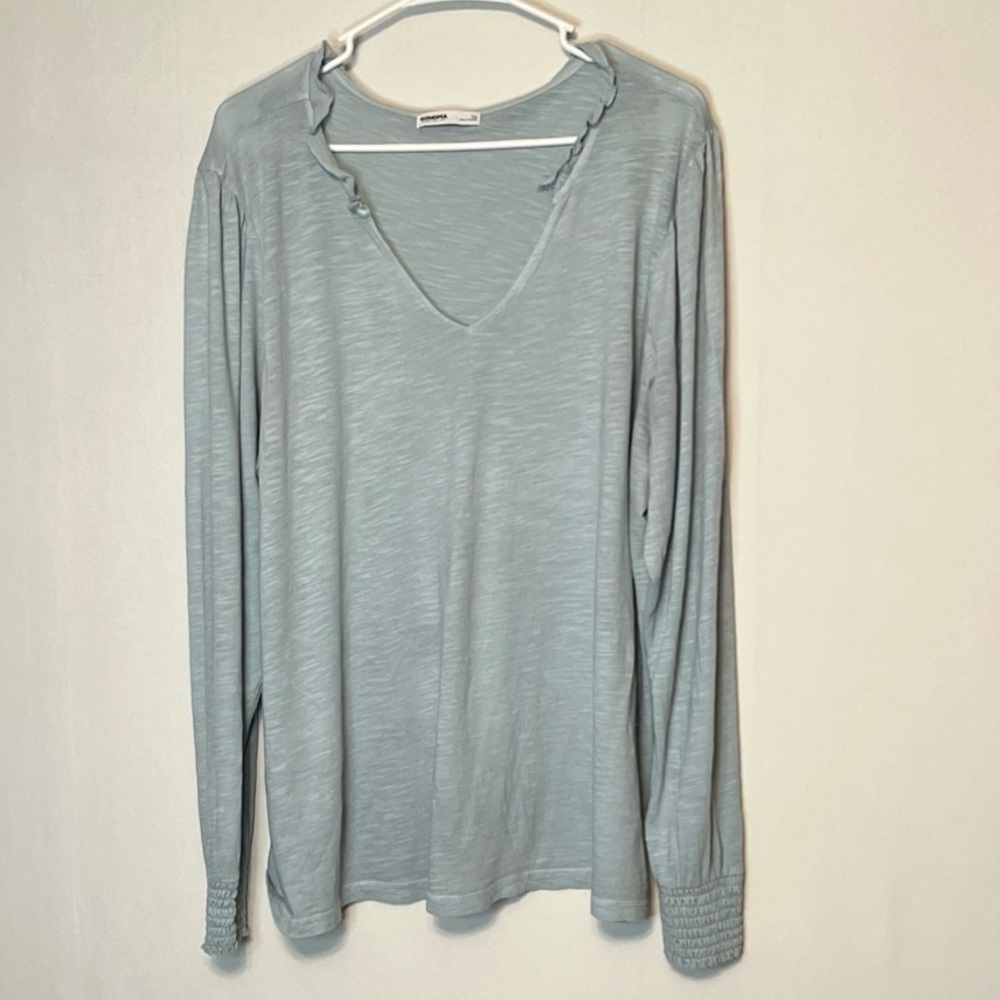 Sonoma Blouse Women's 1X Blue Ruffle V-Neck Long Sleeve Lightweight Top.